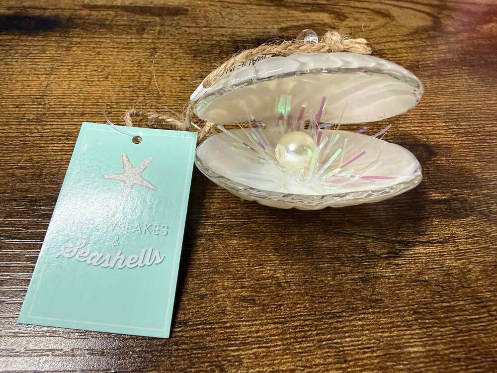 NWT St. Nicholas Square Glass Seashell Ornament with Pearl